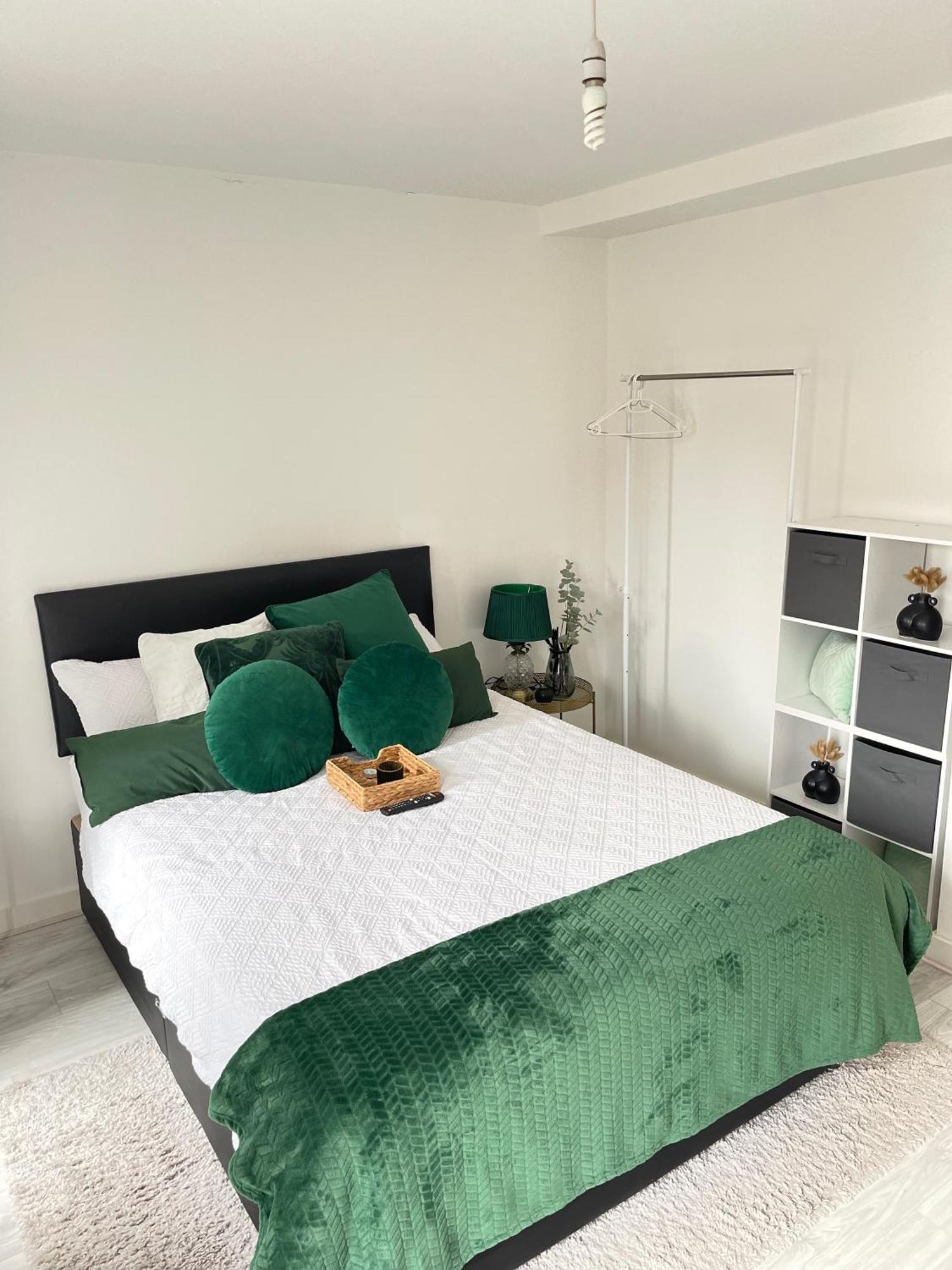 Cosy Bedrooms Manchester Exterior photo